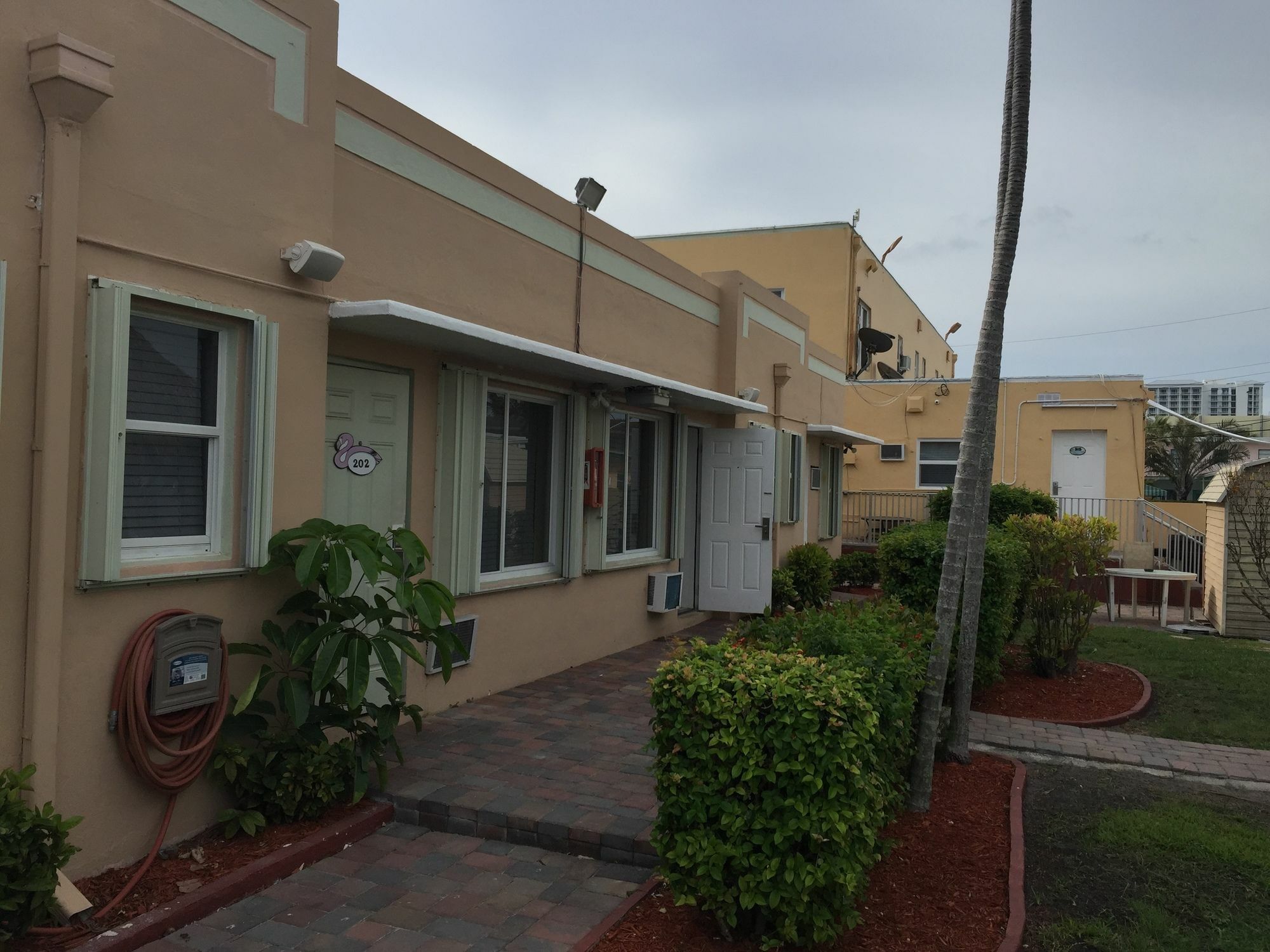 The Flamingo Hotel Hollywood Exterior photo